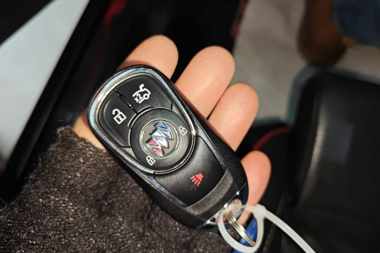 Used Buick Regal 2020 GS 28T Prestige Model
