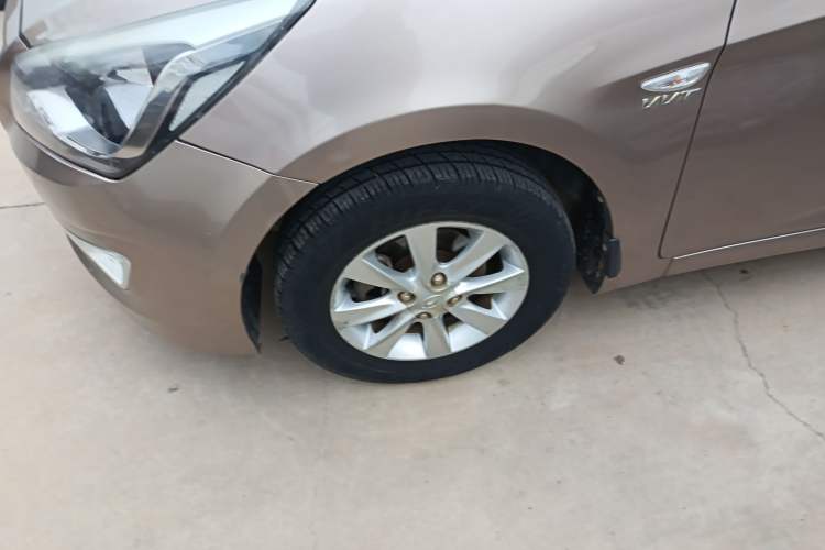 Used Hyundai Verna 2014 1.4L Manual Smart GLS Trim
