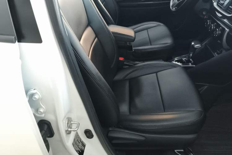 Used Toyota YARiS L 2021 X-Trail 1.5L CVT Leading Edition
