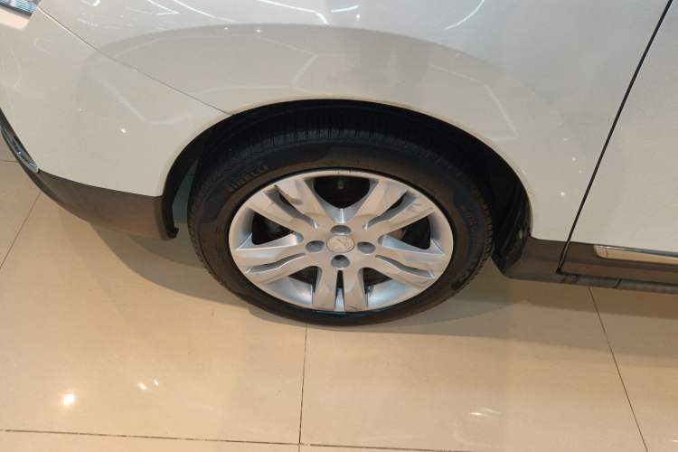 Used Peugeot 3008 2013 2.0L Automatic Classic Edition
