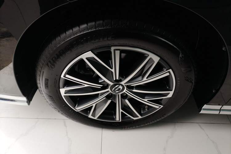 Used GAC Trumpchi M8 2024 Master Series 400T Prestige Edition
