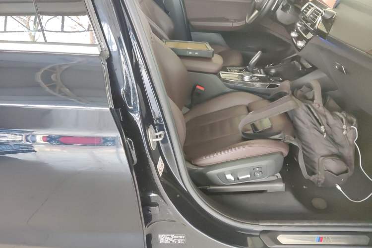 Used BMW X3 2020 xDrive30i Luxury Model with M Sport Package
