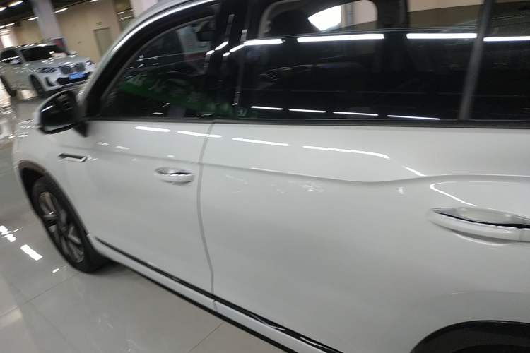 Used Volkswagen Tayron 2023 330TSI Two-Wheel-Drive R-Line High-Energy Version