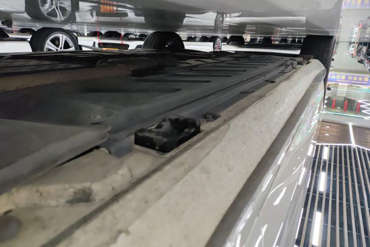 Used Mercedes-Benz E-Class 2018 E 300 L Sport Luxury Edition
