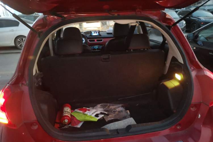 Used Haval H1 2016 Blue Label 1.5L AMT Luxury Model
