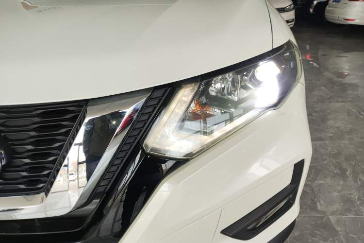 Used Nissan X-Trail 2017 2.5L CVT Luxury Edition 4WD