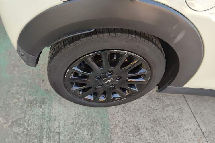 Used  MINI 2016 1.2T ONE Pioneer Edition
