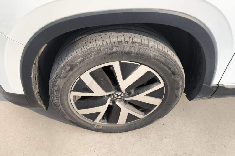 Used Volkswagen Tayron 2024 300TSI Two-Wheel-Drive Luxury Plus Advanced Version