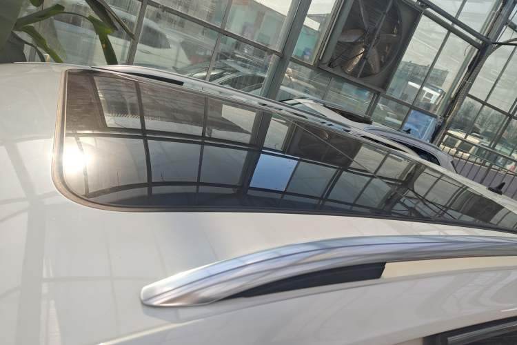 Used Volkswagen Tiguan L 2019 Restyled 330TSI Automatic Two-Wheel Drive R-Line Flagship Version China VI Standard