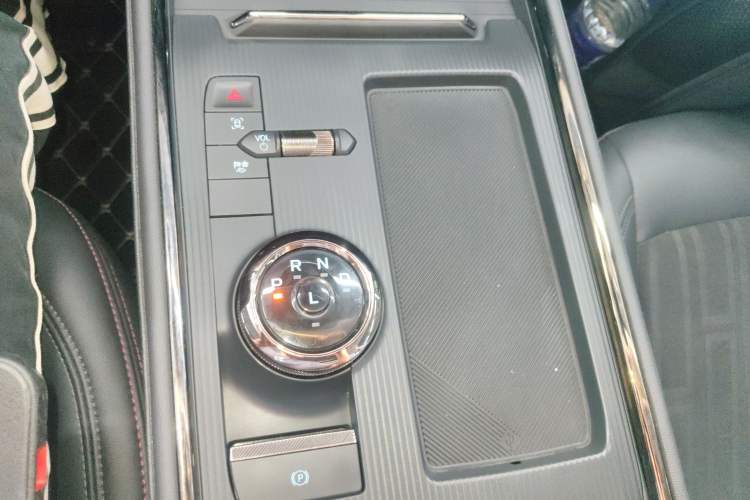 Used Ford Mondeo 2023 1.5T E-Hybrid Luxury Version
