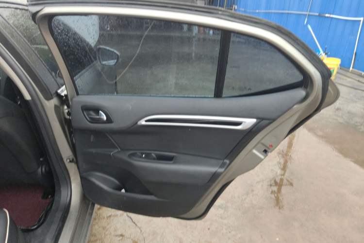 Used Citroen C4L 2015 1.8L Automatic Luxury Edition
