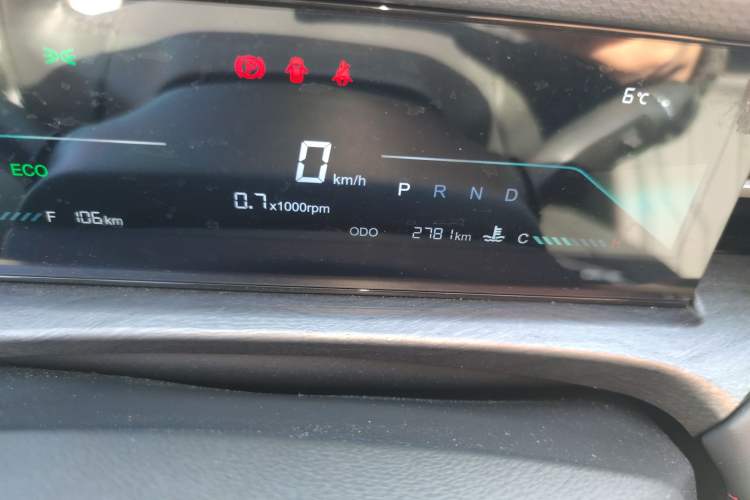 Used JETOUR Dashing 2025 1.5T DCT Luxury Edition
