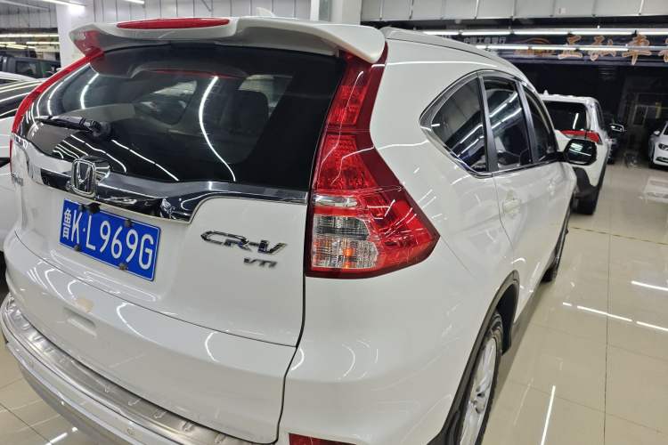 Used Honda CR-V 2016 2.0L Two-Wheel Drive Classic Edition
