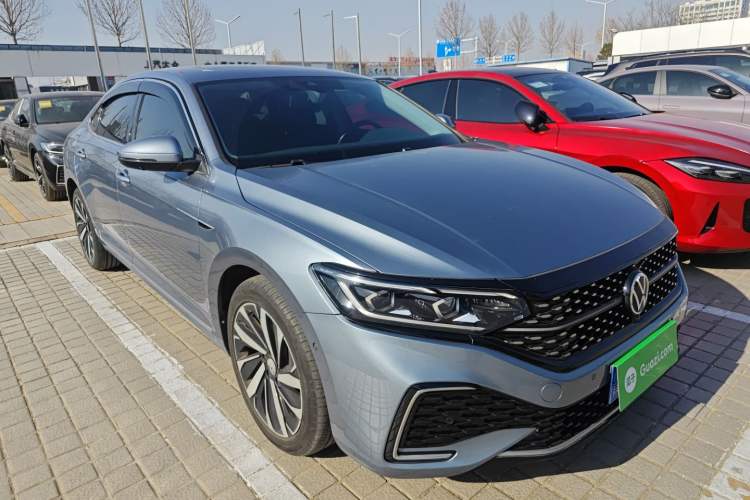 Used Volkswagen Passat 2022 330TSI Starry Luxury Edition
