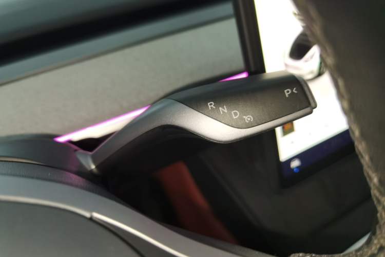 Used Tesla Model Y 2024 Rear-Wheel-Drive Version