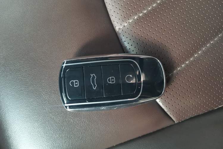 Used Chery Tiggo 8 PRO 2024 Champion Edition 390T Two-Wheel Drive Peak Version 5 Seats