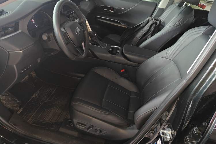 Used Toyota Harrier 2022 Dual-Engine 2.5L CVT Four-Wheel Drive Luxury Edition
