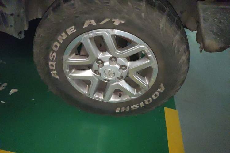 Used BAIC Off-Road BJ40 2016 40L 2.0T Manual All-Wheel Drive Prestige Edition
