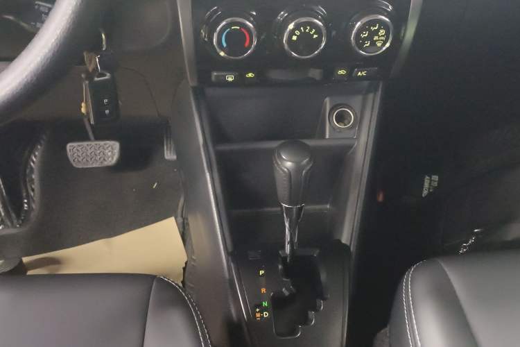 Used Toyota YARiS L 2022 X-Trail 1.5L CVT Leading PLUS Edition