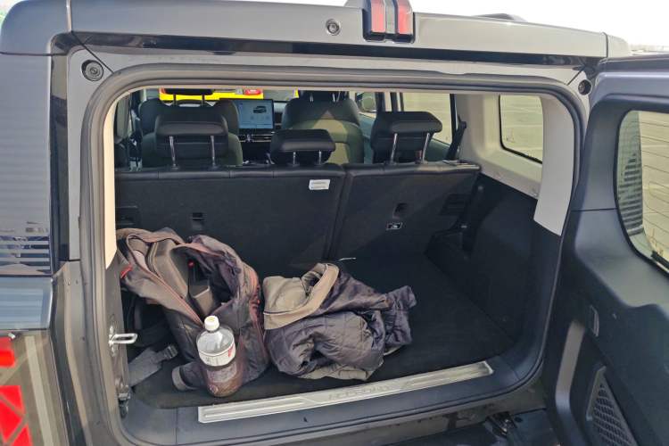 Used  03 2024 472km Four-Wheel Drive Long-Range Intelligent Advanced Version
