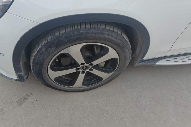 Used Mercedes-Benz GLC 2019 Facelift GLC 260 L 4MATIC Luxury Model
