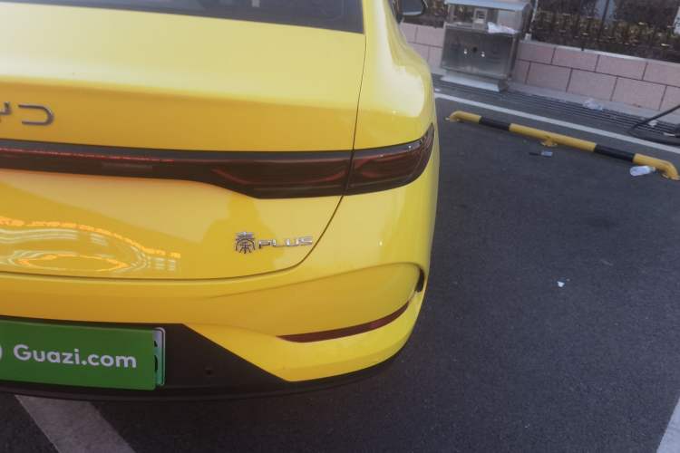 Used BYD Qin PLUS 2025 DM-i Smart Drive 120KM Superior Model
