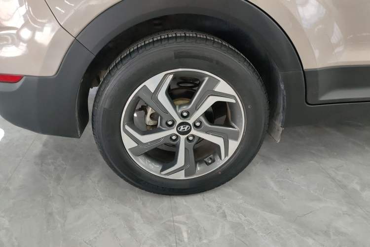 Used Hyundai ix25 2017 1.6L Automatic Smart Version
