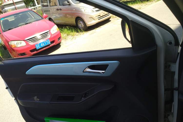 Used Brilliance Xinri i03 2021 318 km 31.45 kWh
