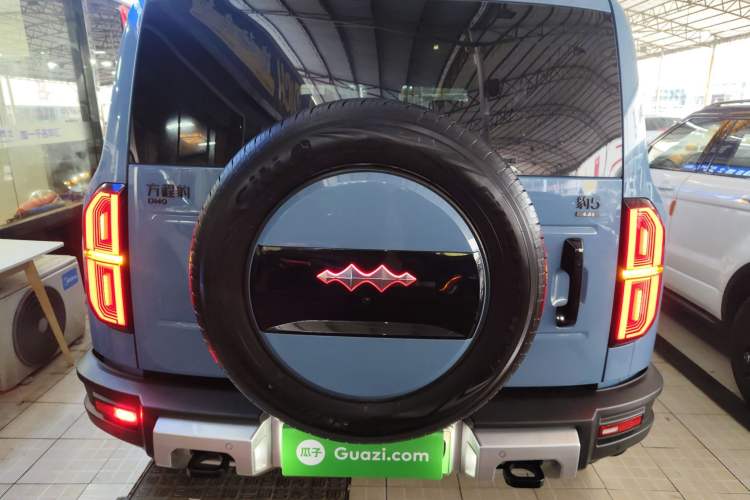 Used  Leopard 5 2023 Explore Edition
