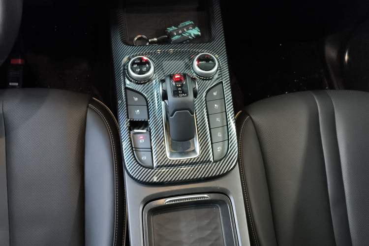 Used Tank 300 2023 City Edition 2.0T—Stylish as Ever