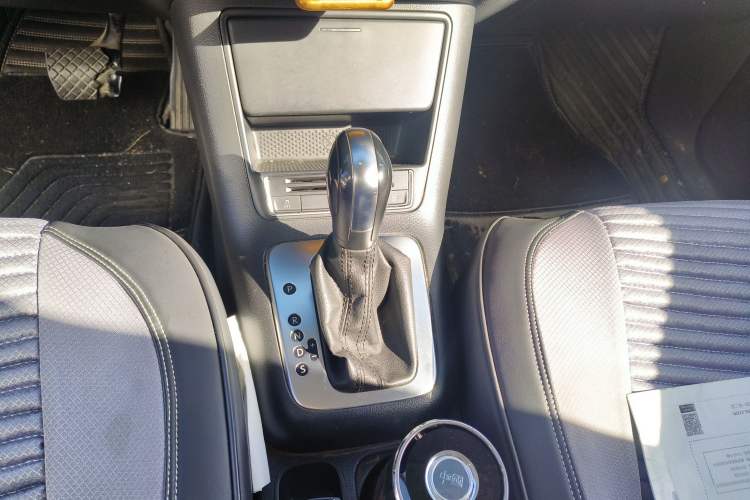 Used Volkswagen Tiguan 2017 300TSI Automatic Two-Wheel Drive Silk Road Luxury Edition
