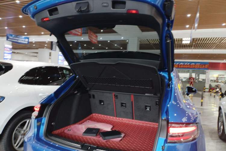 Used Porsche Macan 2020 Macan 2.0T
