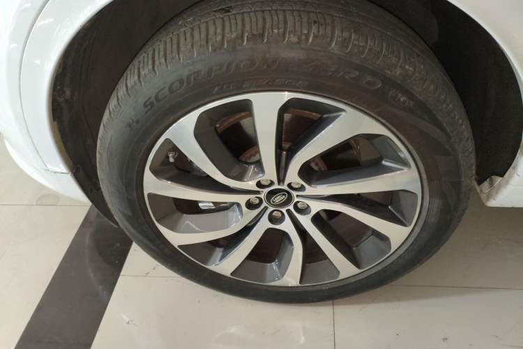 Used Land Rover Discovery Sport 2021 249 PS R-Dynamic S Performance Edition
