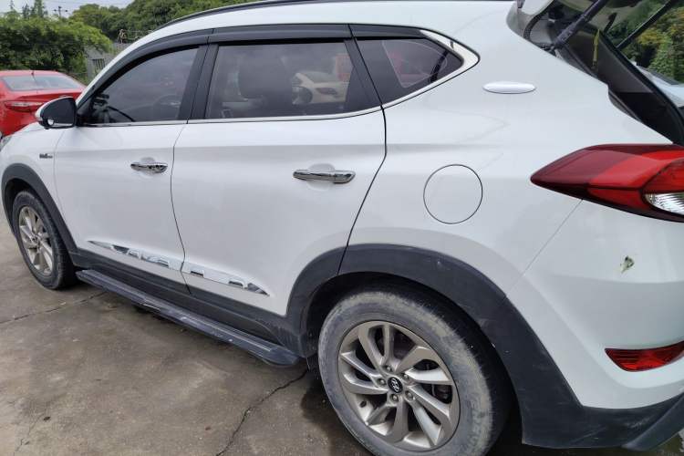 Used Hyundai Tucson 2018 1.6T Dual-Clutch Two-Wheel Drive 15th Anniversary Special Edition