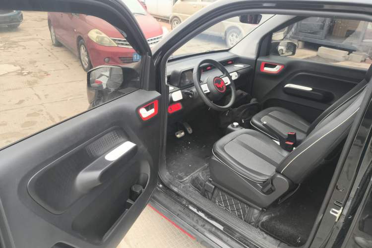 Used Wuling Hongguang MINIEV 2022 GAMEBOY 300km Urban Wind-Chasing Limited Edition
