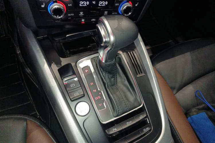 Used Audi Q5 2017 Plus 40 TFSI Technology Model
