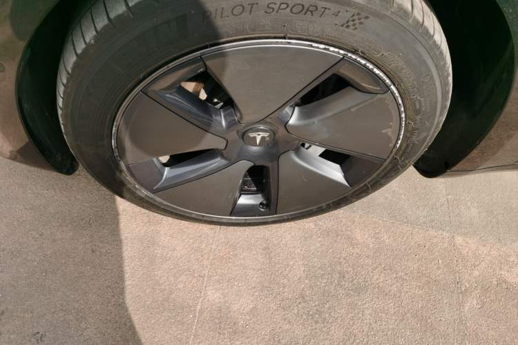 Used Tesla Model 3 2022 Rear-Wheel-Drive Version
