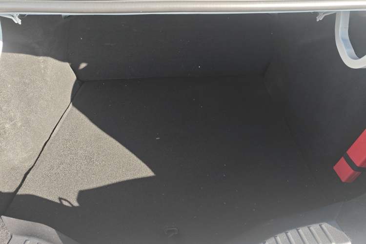 Used Ford Escort 2015 1.5L Manual Fashion Edition