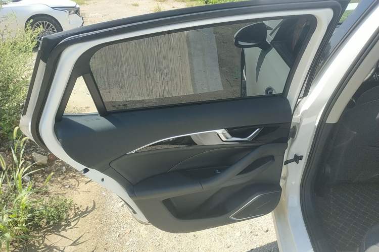 Used Bestune B70 2022 Third Generation 1.5T Automatic Enjoyment Version
