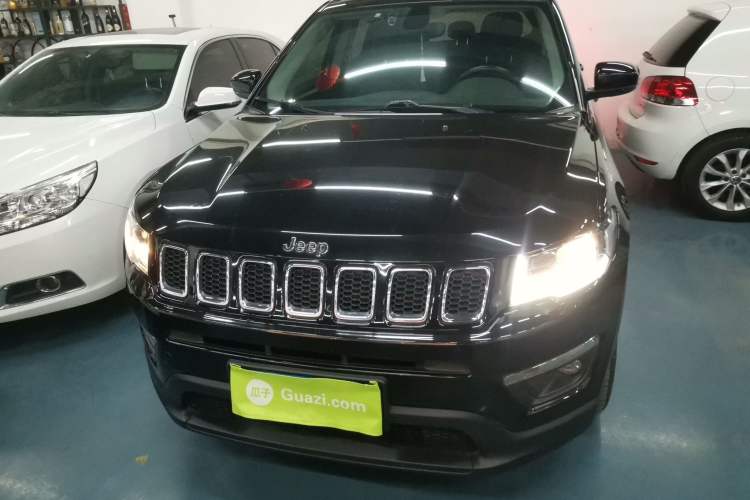 Used  Compass 2019 220T Automatic Family Edition