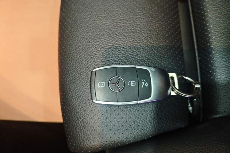 Used Mercedes-Benz C-Class 2020 Restyled C 200 L Fashion Edition Sport Version
