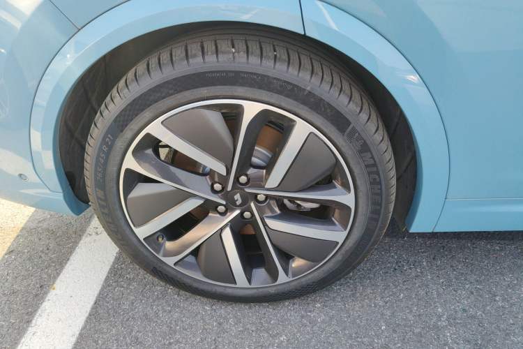 Used Li Auto L7 2024 Ultra Model
