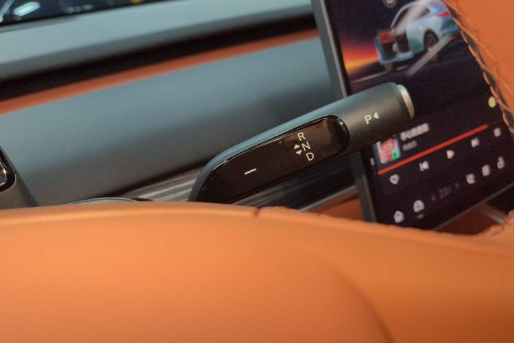 Used ONVO L60 2024 60 kWh All-Wheel Drive
