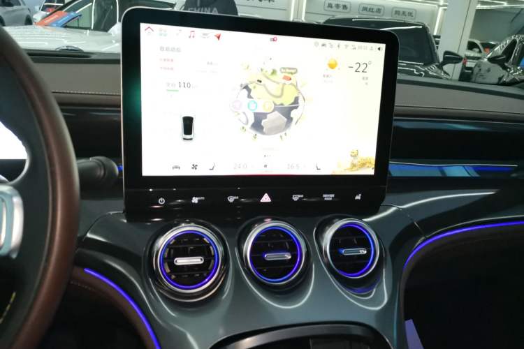 Used  #3 2024 Dynamic All-Wheel Drive Edition