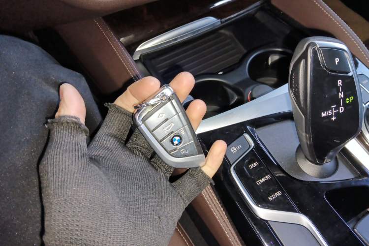 Used BMW 5 Series 2019 525Li Luxury Package
