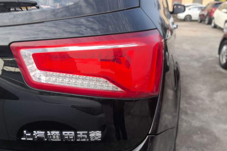 Used Baojun 560 2015 1.8L Manual Luxury Model
