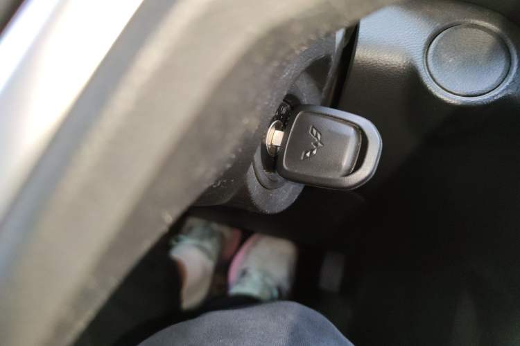 Used Wuling Hongguang S3 2019 Automatic Clutch Version 1.5L Manual Comfort Model China V Standard