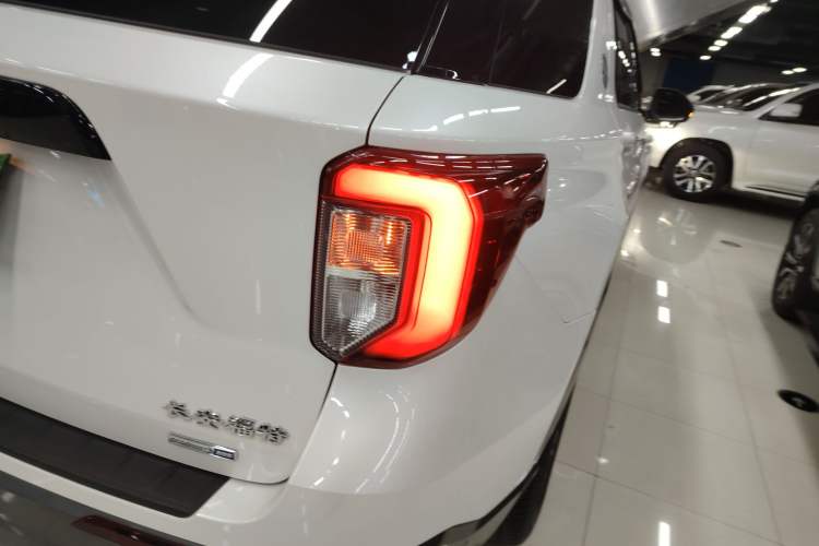 Used Ford Explorer 2020 EcoBoost 285 Four-Wheel Drive Sport Edition ST-LINE 7-Seater
