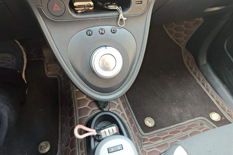 Used ORA Black Cat 2021 301km Cute Pet Edition