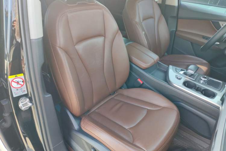 Used Audi Q7 2018 45 TFSI Technology Edition
